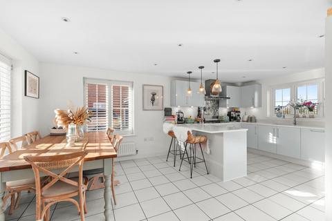 4 bedroom detached house for sale, Wayfarers End, Princes Risborough HP27