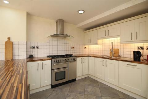3 bedroom detached house for sale, Godsey Lane, Market Deeping, Peterborough