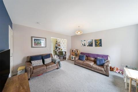 3 bedroom semi-detached house for sale, Lapwing Place, Alloa, Clackmannanshire, FK10