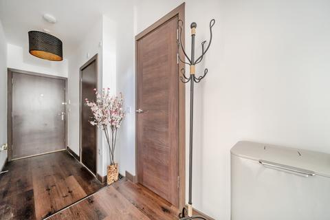 2 bedroom flat for sale, Leishman Views, Aldershot, GU11