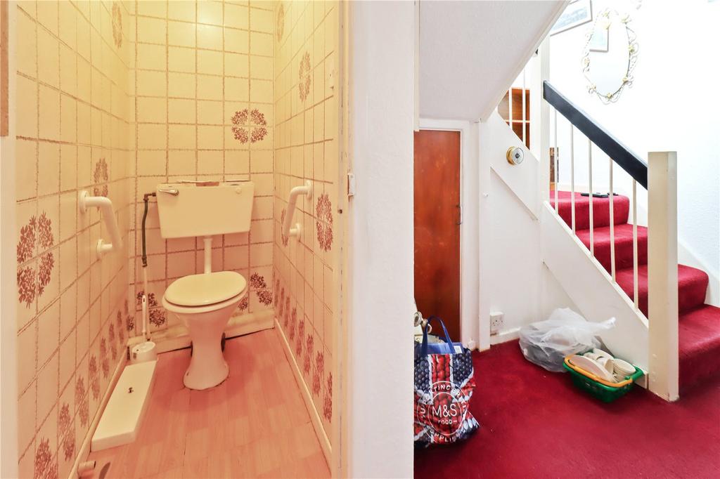 Wc/Cloak