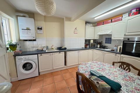 2 bedroom townhouse for sale, SEEKING BUY-TO-LET INVESTOR -Market Hill, Rothwell