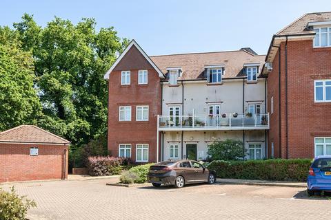 1 bedroom flat for sale, Jubilee Drive, Fleet, GU52