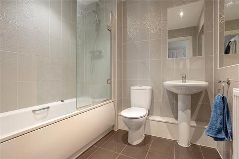 1 bedroom flat for sale, Jubilee Drive, Fleet, GU52