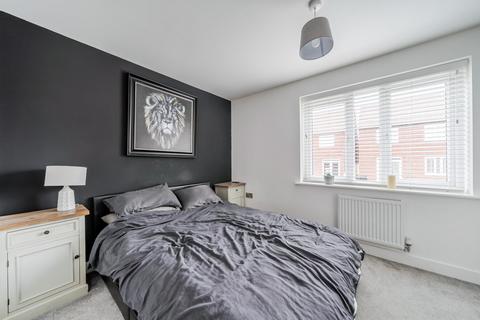 2 bedroom end of terrace house for sale, Campion Road, Sandbach, CW11