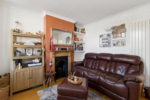 3 bedroom terraced house for sale, Banbury Street, Watford, WD18