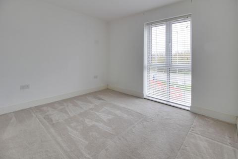 2 bedroom apartment to rent, Wyre Crescent, St. Neots PE19