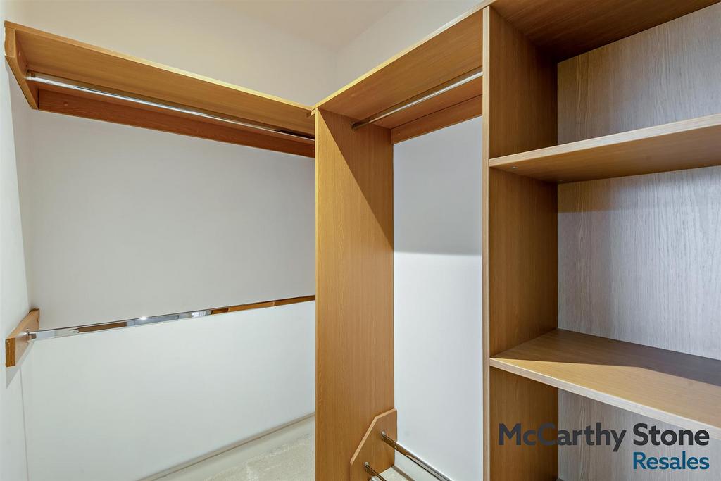 8682429-interior02-800.jpg