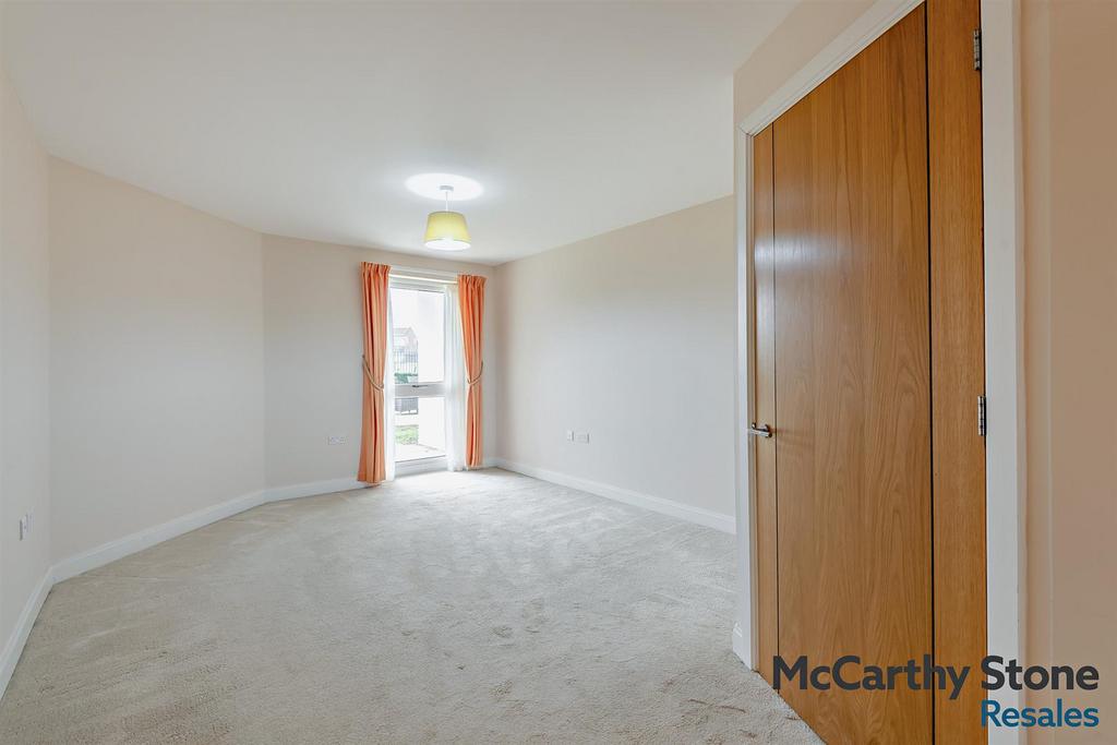 8682429-interior06-800.jpg