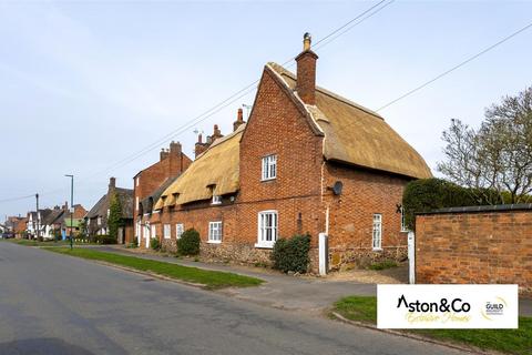 4 bedroom cottage for sale, Main Street, Queniborough, Leicestershire.