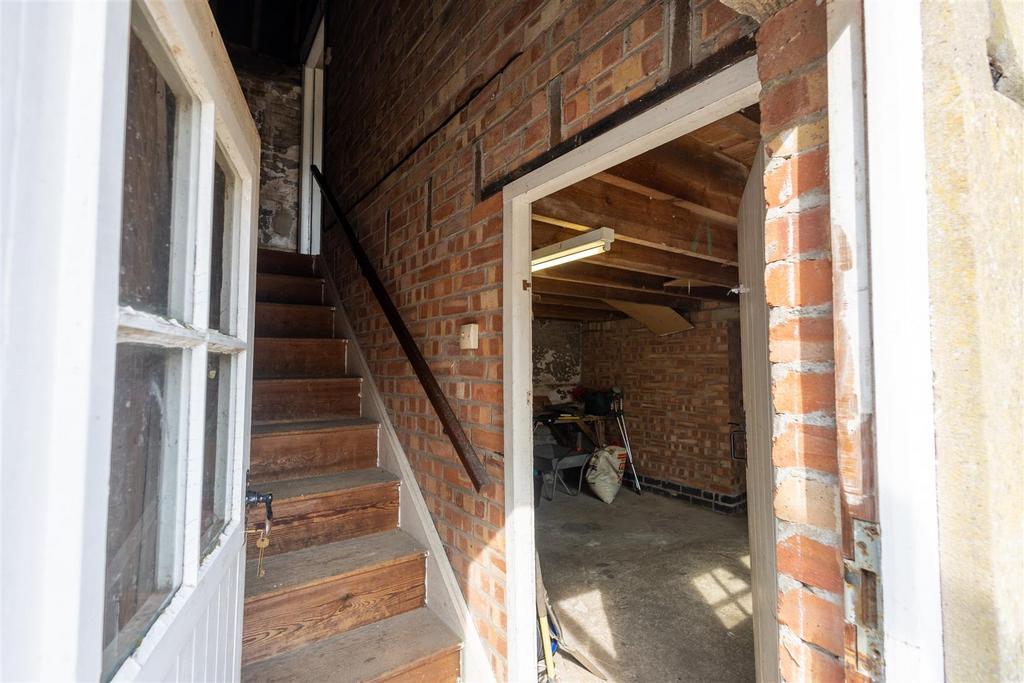 Outbuilding ground