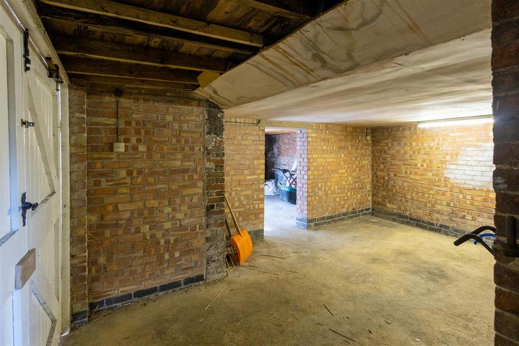 Outbuilding ground