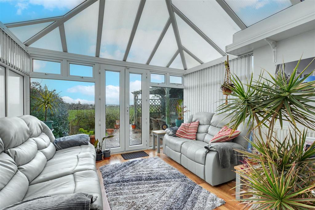 Conservatory 1.jpeg