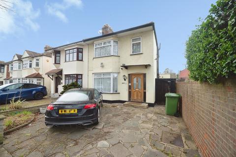 undefined, Suttons Avenue, Hornchurch, RM12
