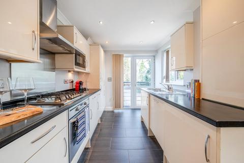 2 bedroom flat for sale, Palace Road, Tulse Hill, London, SW2