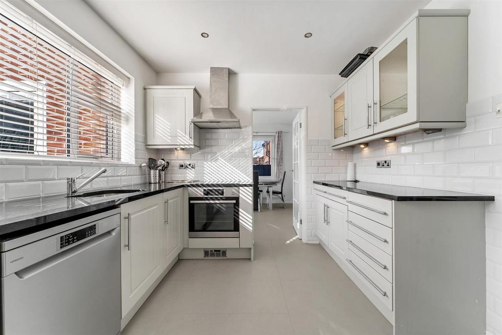 Kitchen 2