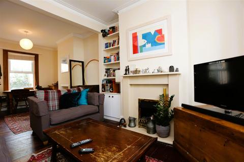 3 bedroom house to rent, Cowper Street, Hove