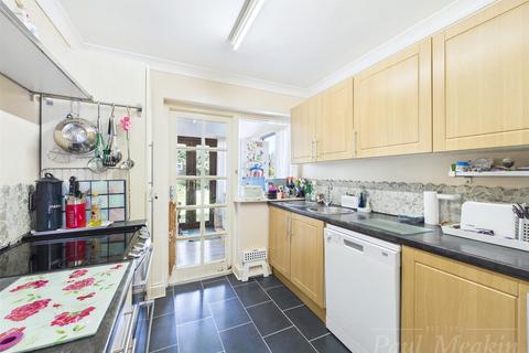 3 bedroom semi-detached house for sale, Selsdon Park Road, South Croydon