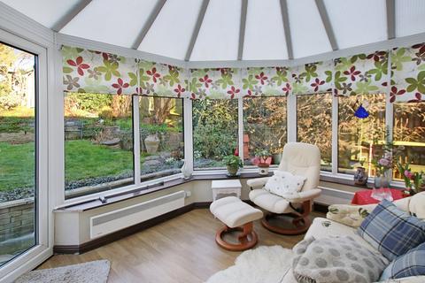 4 bedroom detached house for sale, Burleigh Way, Crawley Down, RH10