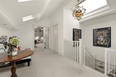 2 bedroom apartment for sale, Bear Lane, Farnham, Surrey, GU9