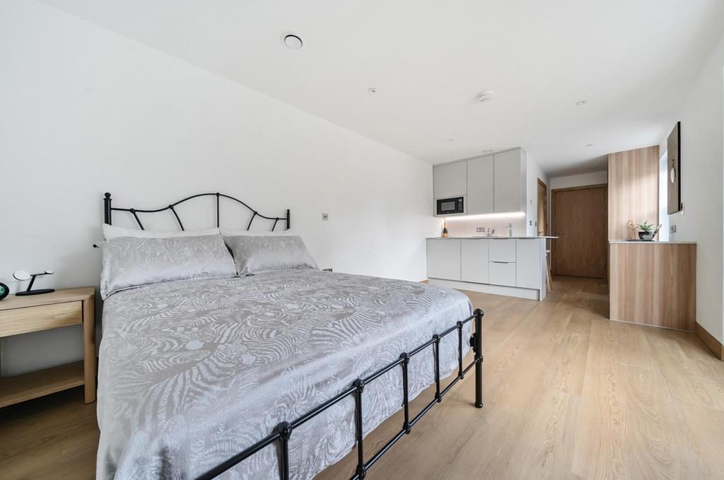 Bedroom/Reception