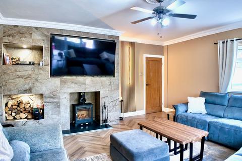 4 bedroom property for sale, Blackwood, NP12