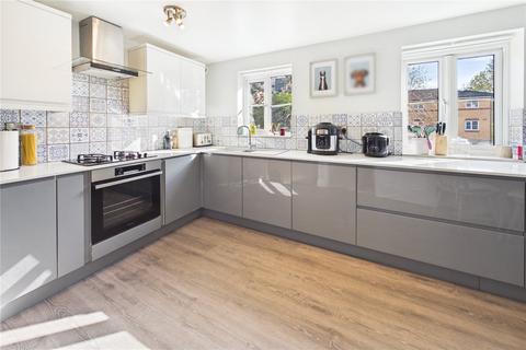 3 bedroom terraced house for sale, Martingale Chase, Newbury, Berkshire, RG14