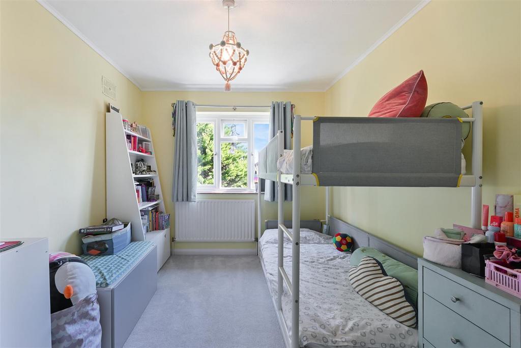 SCARBOROUGH CLOSE, 8 (22).jpg