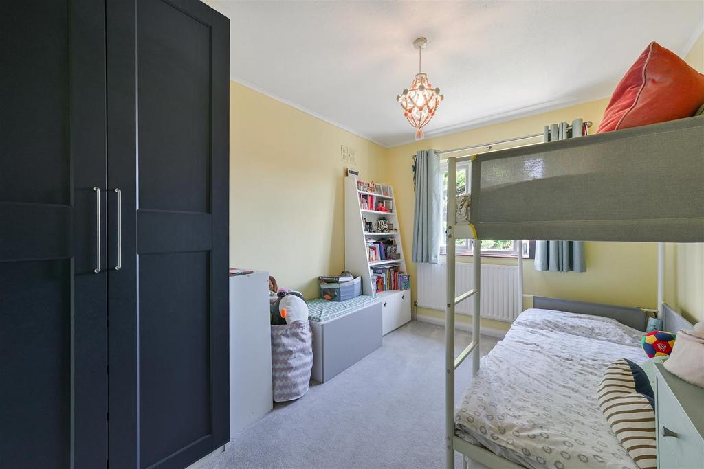 SCARBOROUGH CLOSE, 8 (23).jpg