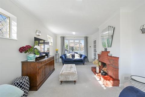 undefined, Scarborough Close, Cheam, Sutton