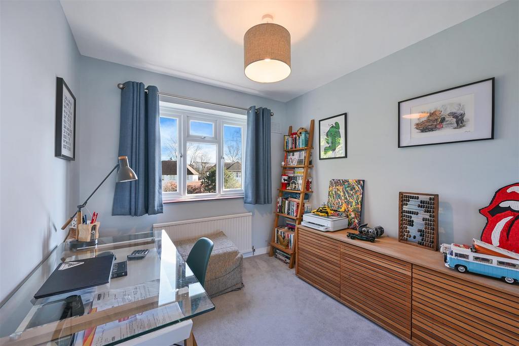 SCARBOROUGH CLOSE, 8 (24).jpg