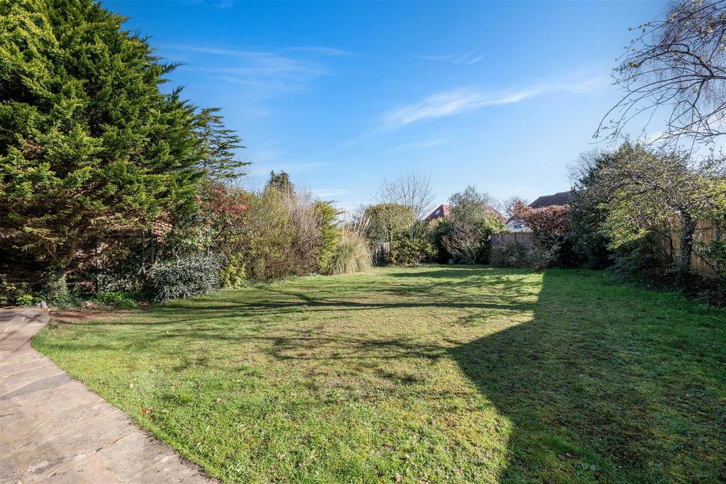 SCARBOROUGH CLOSE, 8 (3).jpg