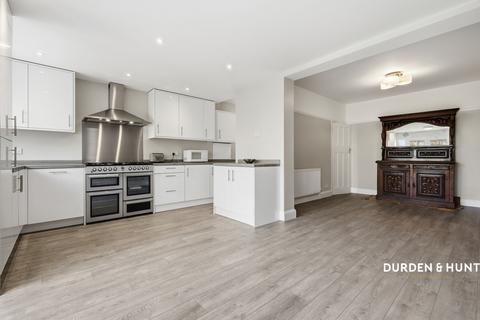 undefined, Acacia Drive, Upminster, RM14