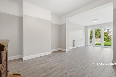 undefined, Acacia Drive, Upminster, RM14