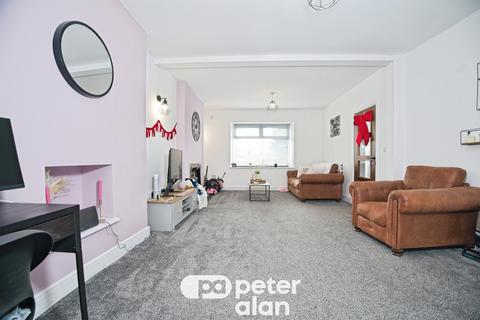 3 bedroom terraced house for sale, Cardiff Road, Treharris