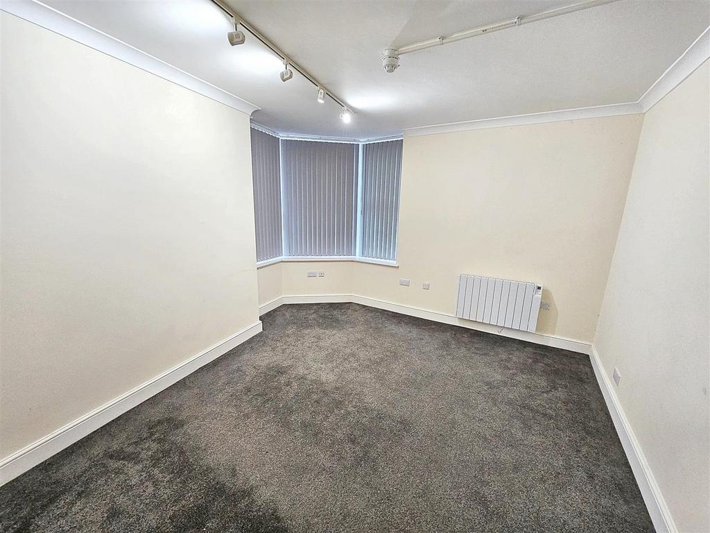 Bedroom/Living Room