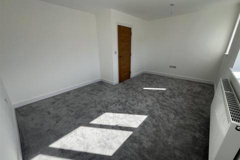3 bedroom semi-detached house to rent, Kings Meadow, Launceston