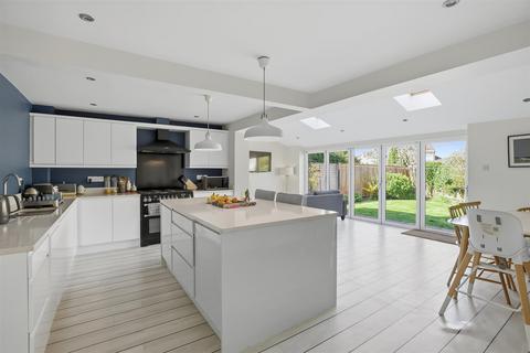 4 bedroom detached house for sale, Long Meadows, Burley in Wharfedale LS29
