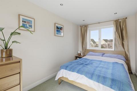 4 bedroom detached house for sale, Long Meadows, Burley in Wharfedale LS29