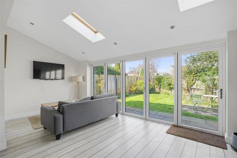 4 bedroom detached house for sale, Long Meadows, Burley in Wharfedale LS29