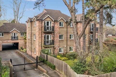 2 bedroom apartment for sale, Boulters Court, Maidenhead