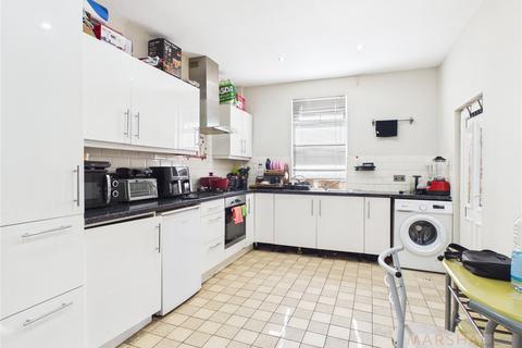undefined, Glamis Road, Liverpool, Merseyside, L13
