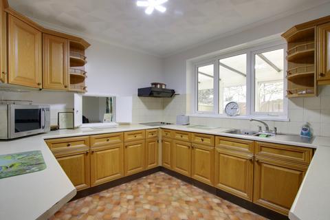 2 bedroom detached house for sale, CYPRUS ROAD, TITCHFIELD COMMON