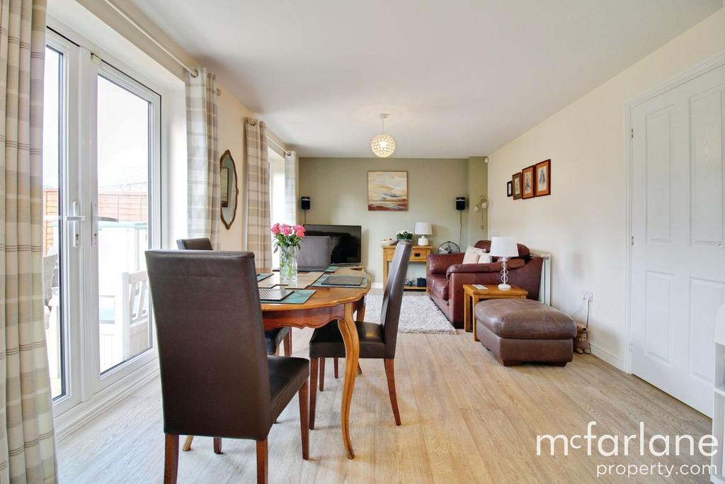Kitchen & Dining Room