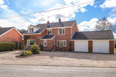 4 bedroom detached house for sale, Shortthorn Road, Stratton Strawless