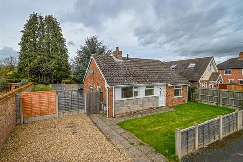 2 bedroom detached bungalow for sale, 2 Mayfield Road, Albrighton, Wolverhampton
