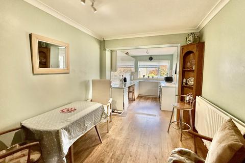 3 bedroom semi-detached house for sale, Westfield Road, Benson