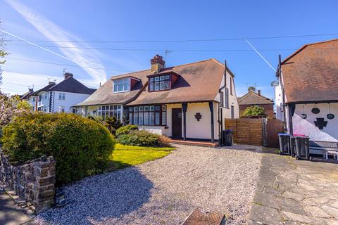 3 bedroom semi-detached house for sale, Somerset Avenue, Westcliff-on-sea, SS0