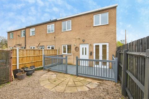 3 bedroom end of terrace house for sale, Arkle Green, Sinfin, Derby, Derbyshire, DE24