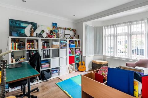 3 bedroom semi-detached house for sale, Acacia Drive, Sutton, SM2 9NJ